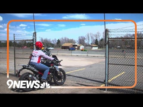 Colorado governor signs bill allowing motorcycles to lane filter