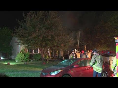 Southwest Columbus home damaged in early morning fire