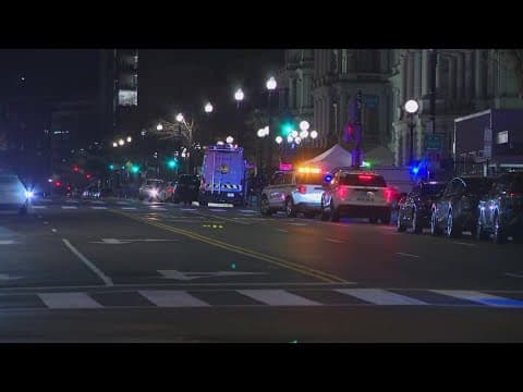 'Suicidal man' shot near White House, Secret Service say