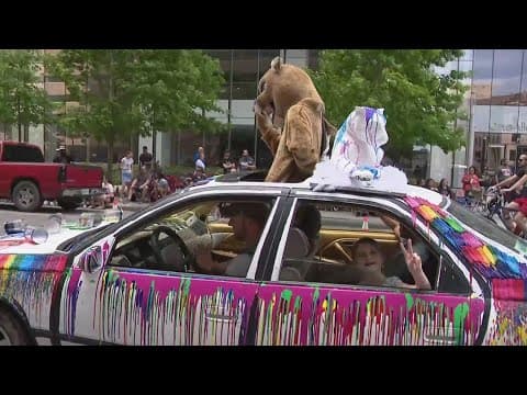 Art Car Parade rolls through downtown Houston