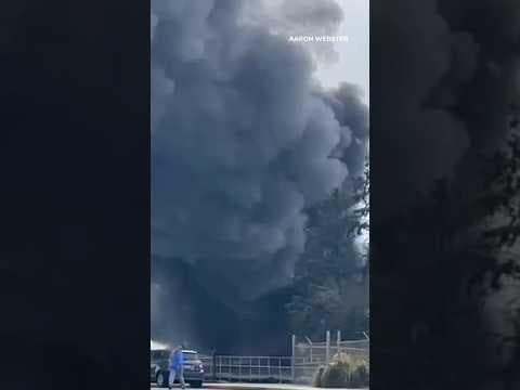 Fire at Port of Ilwaco near mouth of Columbia River in Washington