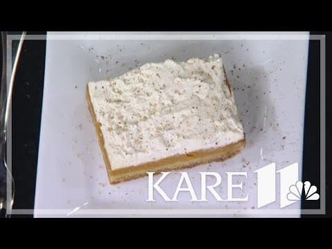 Holidish: Creamy Pumpkin Spice Bars