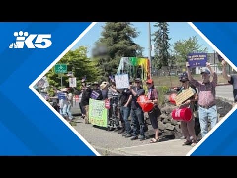 Veterans, health care workers protest Trump administration