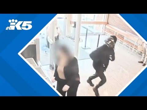 Man storms courthouse and assaults officers