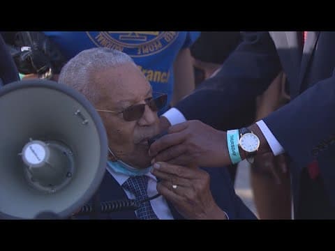 Houston area mourns civil rights leader Reverend Bill Lawson