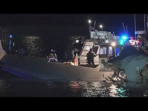 Washington DC mid-air crash: Massive response staging at Metropolitan Police helicopter pier