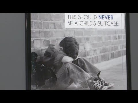 Bill would give luggage to foster children