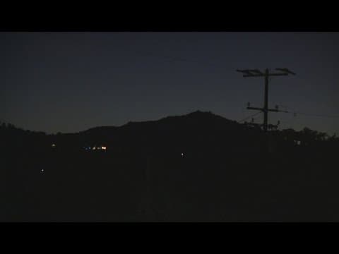 SDG&E implements power shutoffs for some customers, wind intensifies