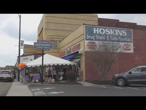 'Hoskins Drug Store' in Clinton celebrates 95 years of business, while drug stores across the US clo