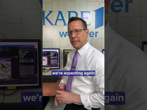 Meteorologist Jamie Kagol has the latest about a band of heavy rain on its way to the metro.