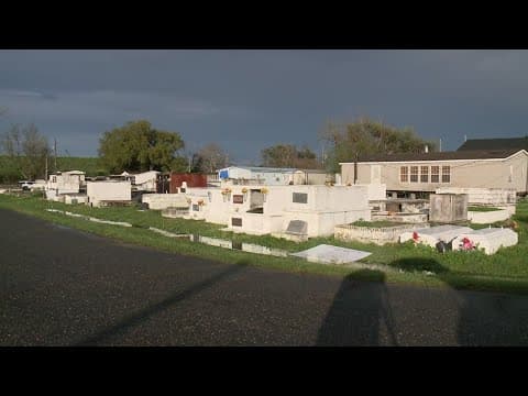 Oakville Residents band together against proposed zoning change