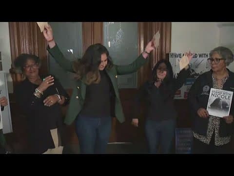 Texas Democrats joining Rep Nicole Collier in staying in the House Chamber