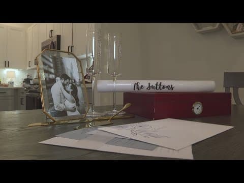 Bride: Wedding invitations stuck in the mail
