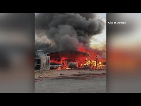 Small plane hits power lines before crashing in East Texas