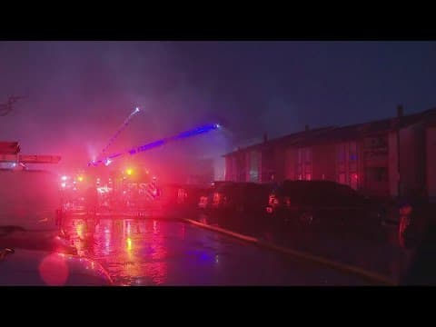 Firefighters battle 3-alarm fire at apartment in southwest Houston