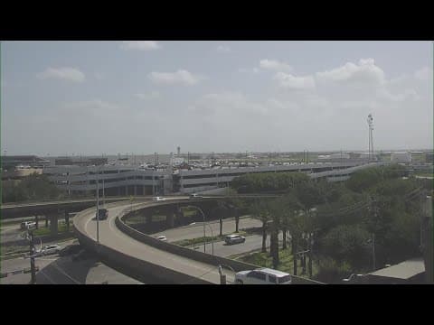 Hobby Airport under ground stop until 5 p.m. because of runway maintenance