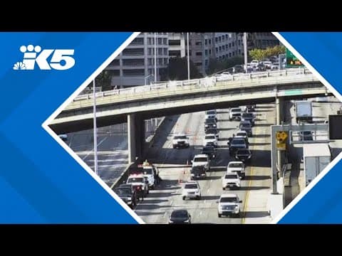 3-vehicle crash in Seattle causes major backup on SB I-5