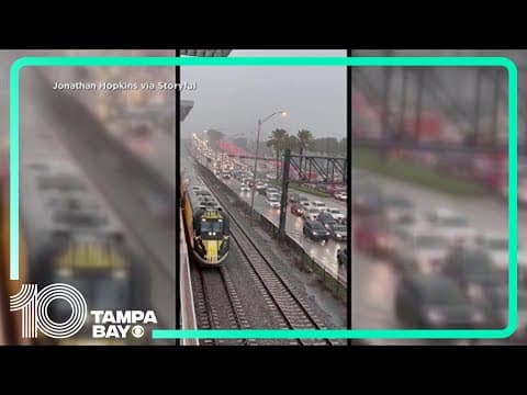 Traffic chaos in South Florida as excessive rainfall causes flash flooding