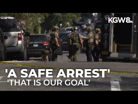 Stabbing suspect in standoff with police in Northwest Portland