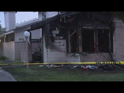 1 dead in southwest Houston apartment fire, HFD says
