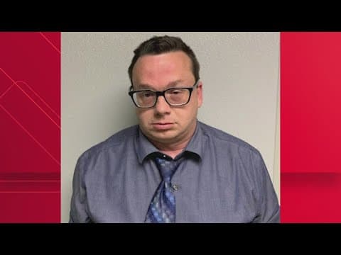 Maryland elementary school teacher accused of asking former student to send inappropriate photos