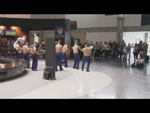 Travels were treated to a patriotic performance at San Diego Airport