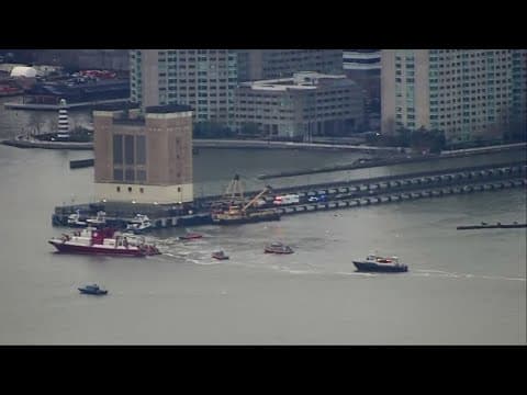 Six killed in helicopter crash in the Hudson River in New York City