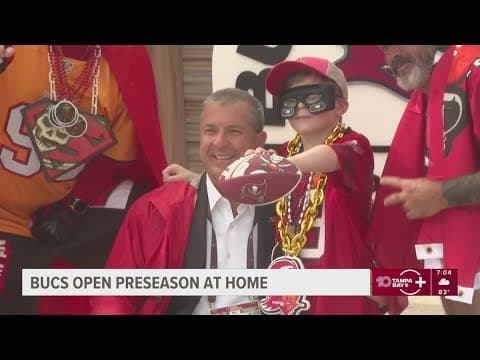 'We live for this': Bucs fans gather at Raymond James Stadium for preseason game