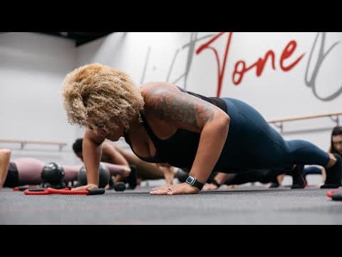 Pure Barre offers group workout classes so you can find a 'Barre Bestie'