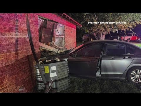 Car crashes into Tarrant County home, police say