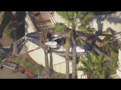 Five people hurt after helicopter crashes in Southern California
