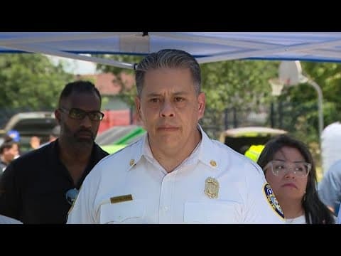 Samuel Peña out as Houston Fire Department chief, replaced by Thomas Muñoz