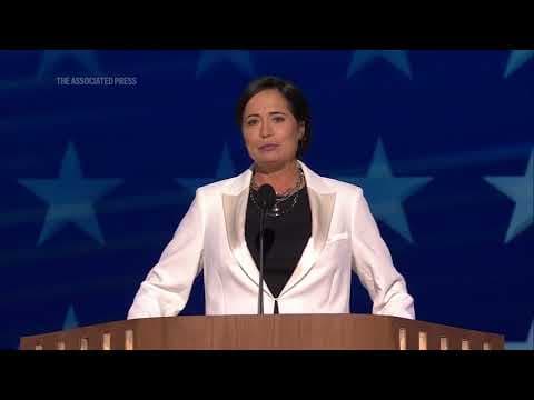 Trump's former press secretary tells the DNC he 'mocks his supporters' and she's backing Harris