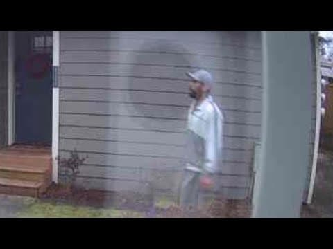 2 children, stolen vehicle recovered as Kent police search for suspect