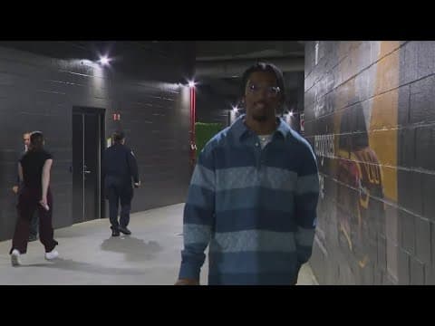 Here comes Jayden Daniels!