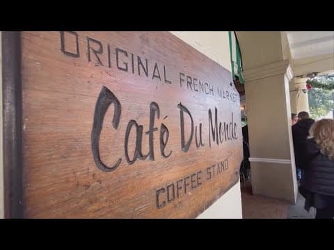 A closer look at Cafe Du Monde's winning strategy ahead of the Sugar Bowl