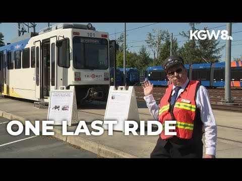 One of Trimet's oldest MAX cars to be displayed in Oregon railway museum