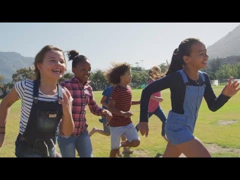 How to help your kids manage the stress of making new friends as they head back to school