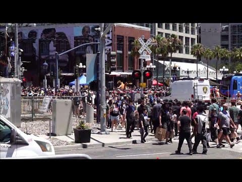 Comic-Con Day 3 | Rare comics and Ryan Gosling