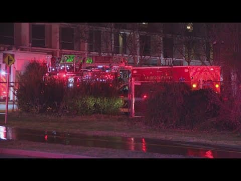 Vacant hotel fire in Arlington
