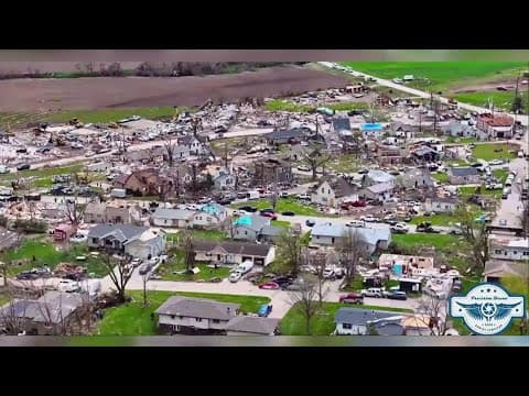 Midwest braces for powerful tornado after Iowa slammed