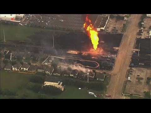 Large pipeline fire prompts evacuations in Houston's Deer Park area