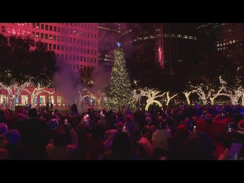 Thousands gather in downtown Houston for annual Mayor's Holiday Spectacular