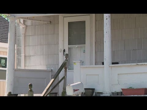 'The mother of the block': Neighbors describe grandmother shot, killed on daughter's front steps