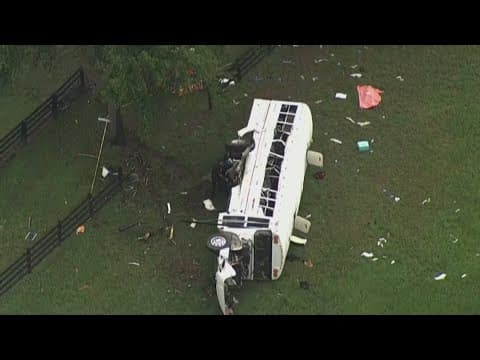 8 dead, at least 40 injured as farmworkers' bus overturns in central Florida