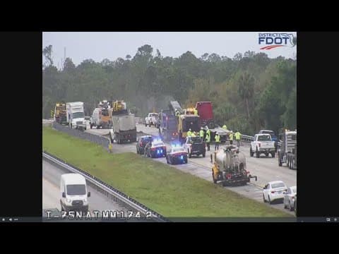 Crash between semi-truck, large crane shuts down southbound I-75 in North Port