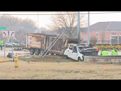 Truck carrying hydrogen fuel explodes after crash in Delaware County
