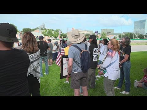 Vigil held outside of ICE detention facility