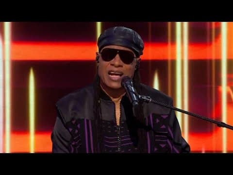 Stevie Wonder performs at 2024 DNC (Aug. 21, 2024)