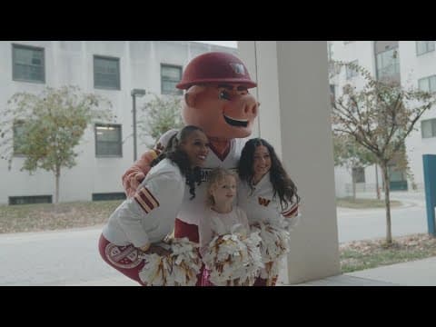 Washington Commanders tour Walter Reed Medical Center